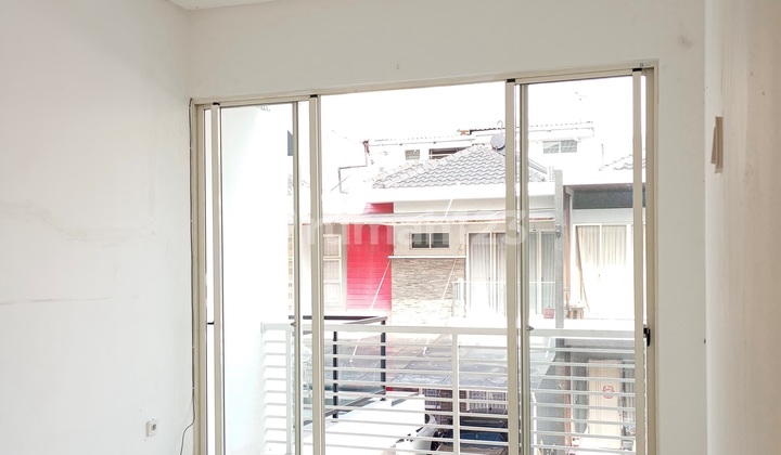 For Rent 2-Story House In Golf Lake Limited Units