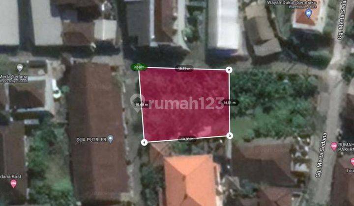 Prime land at convenient area of Kerobokan. 1