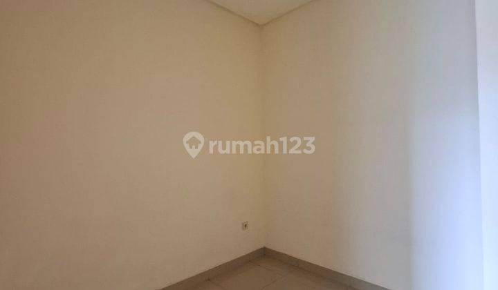 Rumah Katamaran Indah 3 Lantai Pik Uk. 4x12 2