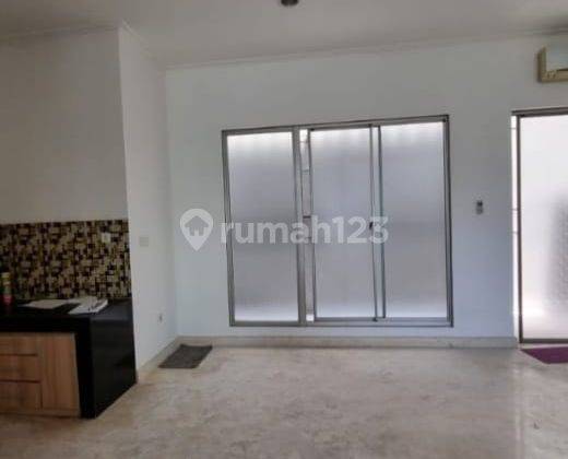 Rumah Golf Island 2 Lantai Cluster Orchestra Uk. 8x15 3BR 1