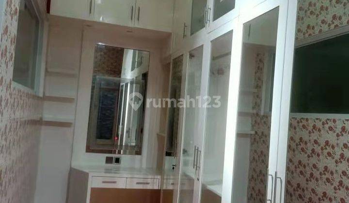 Rumah Vikamas Uk. 7x19m Full Furnished 2BR Mini Pool 1