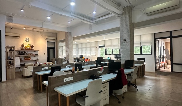 Di Jual Rumah Kantor Di Kawasan Elit Dan Asri Permata Hijau Jakarta Selatan SHM