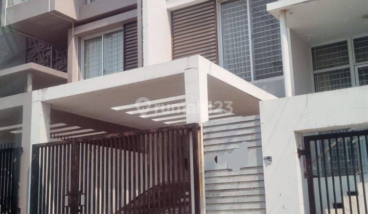 Rumah Semanan 2 Lantai 6x18m Shm Jakarta Barat 1