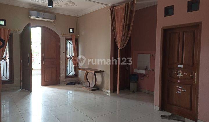 Jual Rumah Siap Pakai.hoek.strategis.pedurungan Semarang Timur. 2