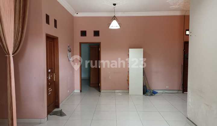 JUAL RUMAH 250m2 BAGUS SIAP PAKAI. DEKAT KAMPUS AMNI,SEMARANG. 2