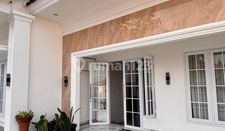 Turun Harga!! Rumah Mewah Dan Mewah Serta Tempat Usaha/ Ruko Di Banyumanik. 1