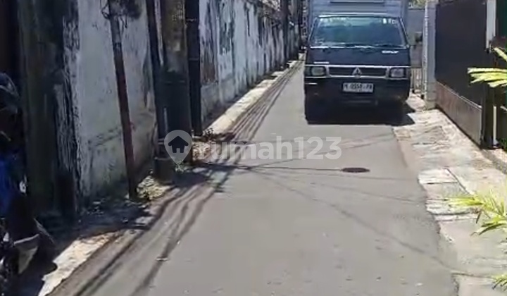 Rumah Dkt S M A Loyola, Semarang 2