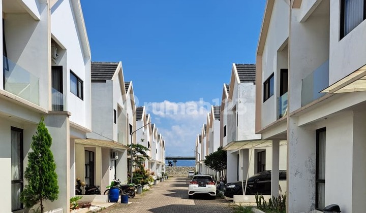 Rumah 2 Lantai Siap Huni Terawat Di Mandalika Residence Bandung, Dekat Pintu Tol Buahbatu