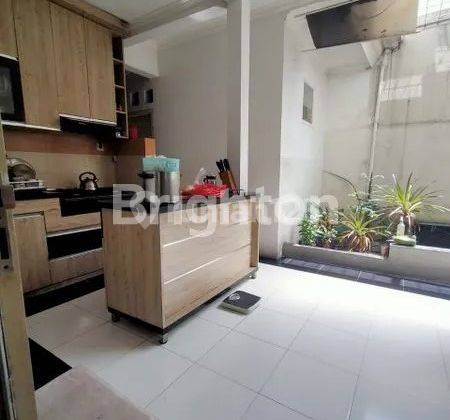 Rumah Besar 2 Lantai Semi Furnished Di Florentina Lippo Cikarang, Hanya 2.3 Km Ke Tol Cibatu, 5 Km Ke Mal Lippo Cikarang, 6.8 Km Ke Aeon Deltamas 2