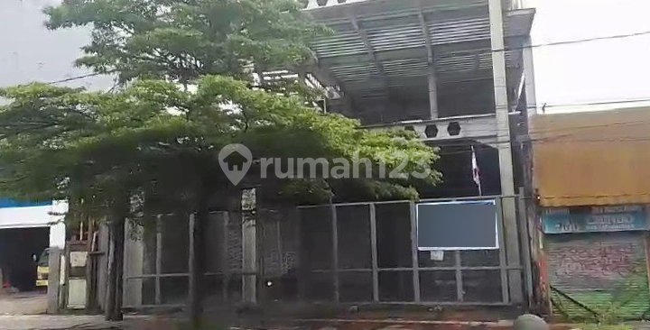 Gedung 3 Lantai Unfinished Lokasi Strategis Pusat Kuliner Di Jl. Sudirman Bandung