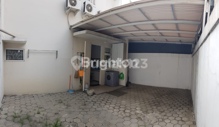 Ready-to-Occupy 2-Story House in Pesona Metropolitan Bekasi, 20 Minutes to West Bekasi Toll Road & LRT. 2