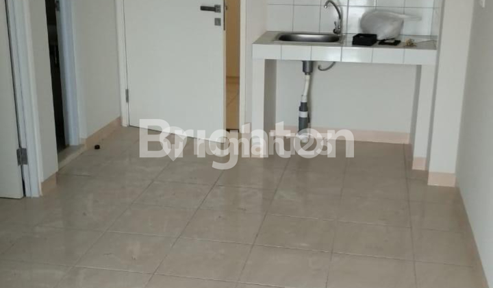 Springlake Tower Basella Apartment, Summarecon Bekasi, Near West Bekasi Toll, Revo Town LRT Station, Al-Azhar School, BPK Penabur, Summarecon Mall Shopping Center, Mega Bekasi, Revo Town, Metropolitan Mall, Mitra Keluarga Hospital, He Hospital.