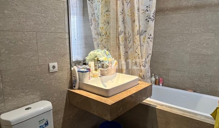 For Sale Menteng Cikini Apartment. Prime location, luxurious design, seamless access. 2