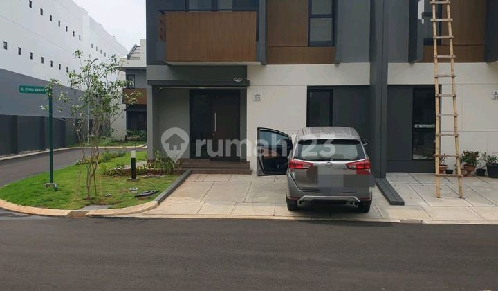 Disewa Rumah Summarecon Crown Bekasi 2
