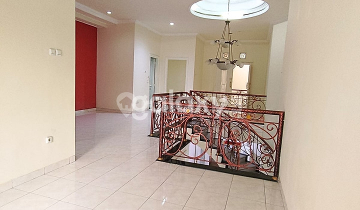 Rumah Bagus Tenggilis Utara Surabaya Timur 2