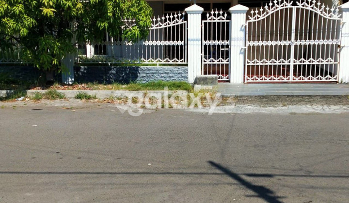 Rumah di Kertajaya Indah Timur