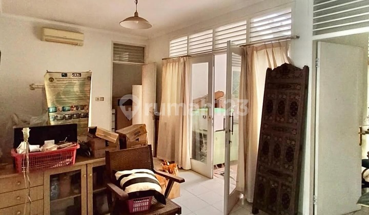 Rumah hitung tanah dikawasan elit senopati kebayoran baru kemang 2