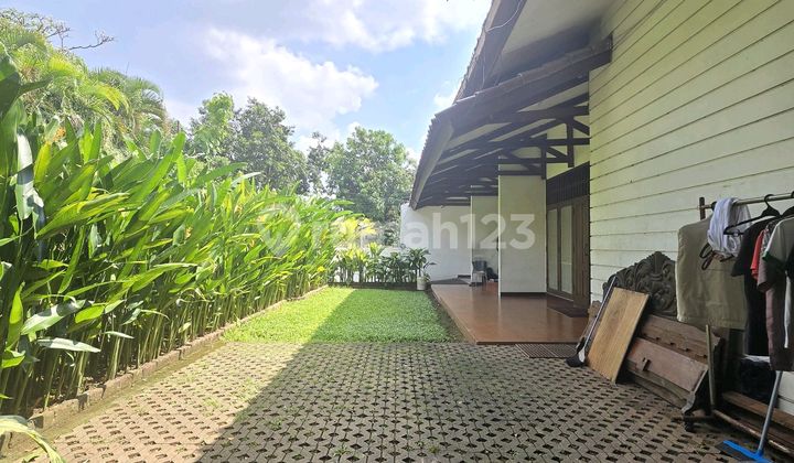 Rumah Mewah Dijual Dekat Senopati Bangka Kemang Jakarta Selatan Rumah Mewah Dijual Dekat Senopati Bangka Kemang Jakarta Selatan