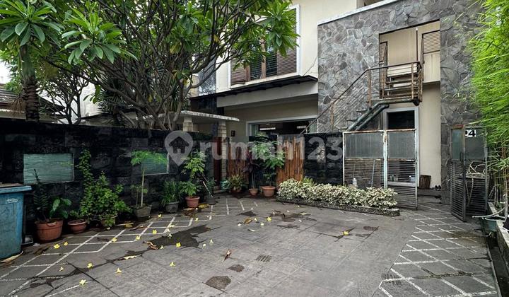 Villa-Style House for Quick Sale Near Senopati, Cipete South Jakarta