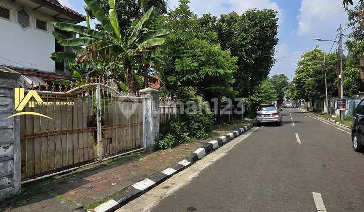rumah dijual cepat menteng area jakarta selatan dekat pusat kota