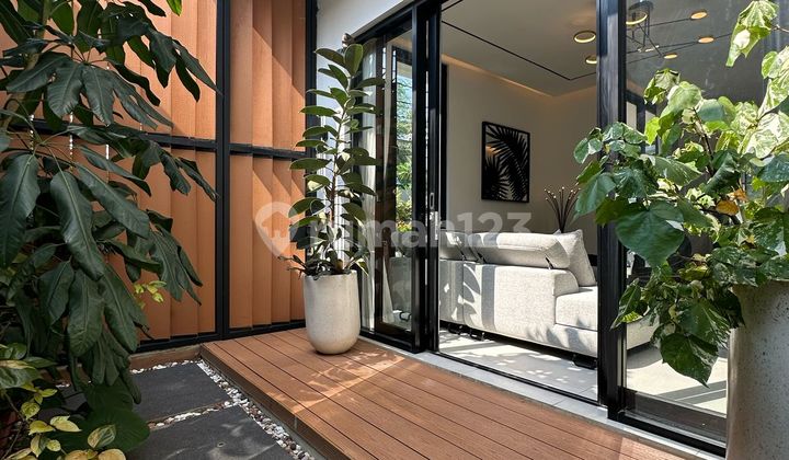 Rumah mewah kawasan elit permata hijau dekat simpurg golf senayan Rumah mewah kawasan elit permata hijau dekat simpurg golf senayan