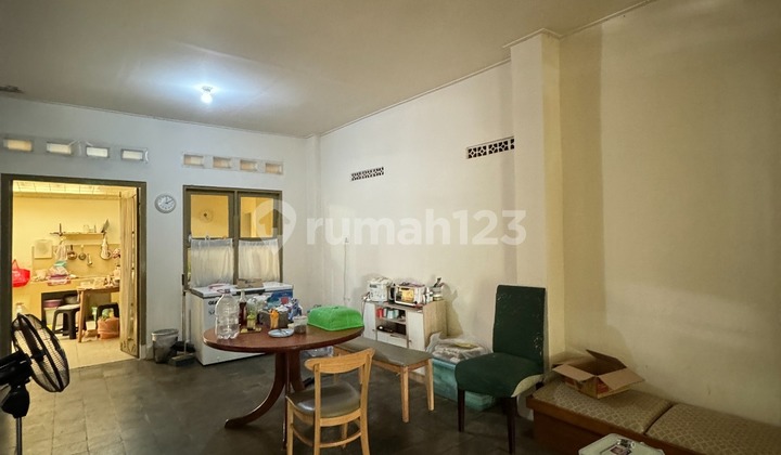 Rumah dijual cepat Hitungan tanah cipete area dekat kebayoran 2