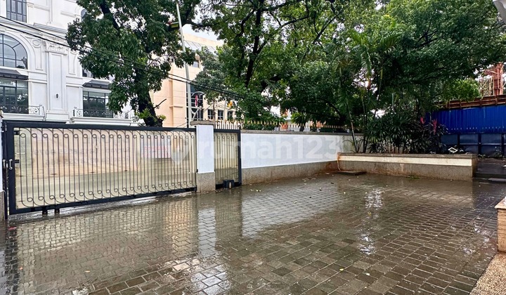 Rumah Dijual Dekat Pusat Kota Senopati Area 2