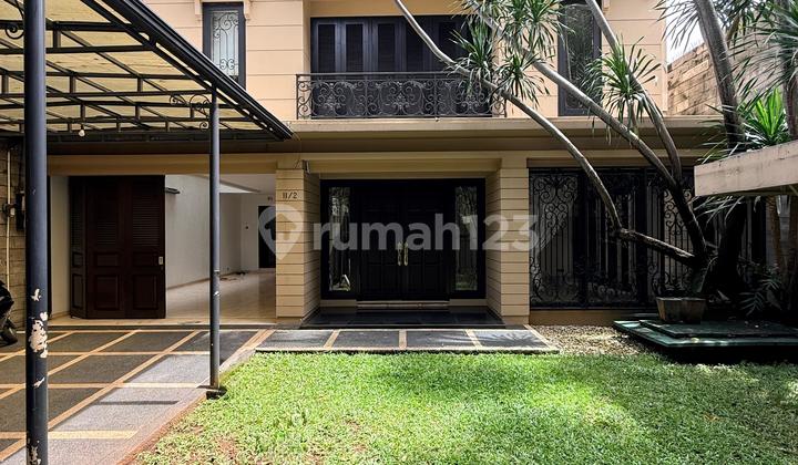 House for Sale Fast in Elite Senopati Area Near Senayan Gunawarman House for Sale Fast in Elite Senopati Area Near Senayan Gunawarman