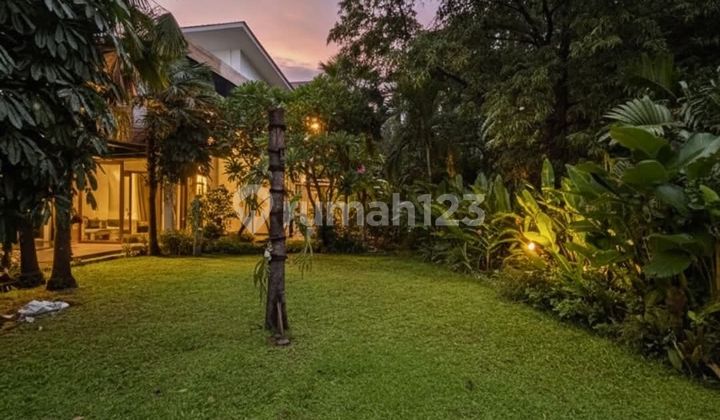 Rumah Mewah Dijual Cepat Kawasan Kuningan Sudirman Dekat Senayan