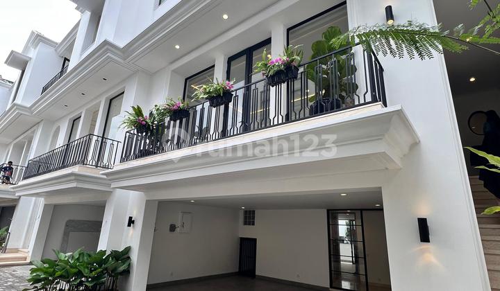 Rumah Brand New Kebayoran Baru Dekat Senopati Jakarta Selatan
