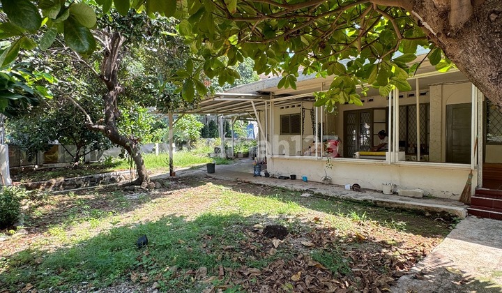 Rumah dijual cepat Hitungan tanah cipete area dekat kebayoran