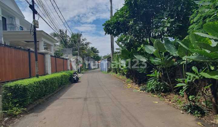 Land plot Ready to Build in Kemang area within the complex Land plot Ready to Build in Kemang area within the complex