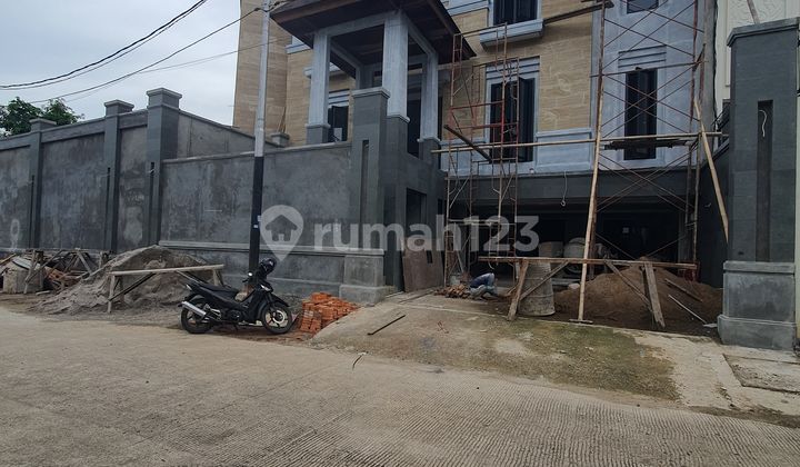 Rumah Siap Huni Area Lebak Bulus Dekat Ciperte Kemang Cilandak