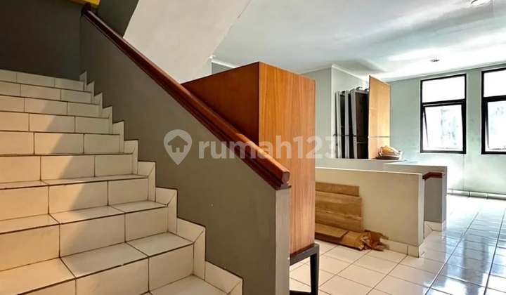 Bangunan komersial dijual cepat Harga njop senopati area