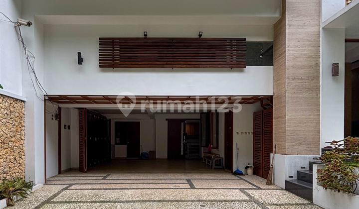 Ready-to-Occupy House Near Cilandak Tb Simatupang Area Jagakarsa