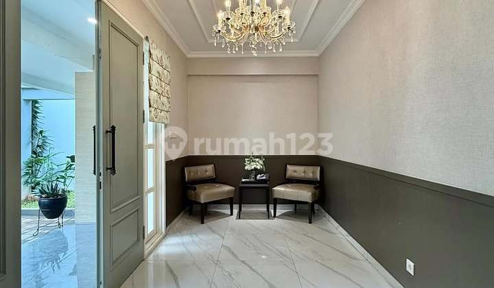 Luxury House For Sale in Kuningan Area Near SCBD Menteng Sudirman 2