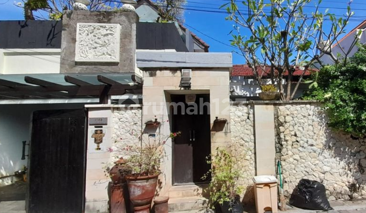 Rumah Style Modern 2 Lantai di Kerta Usada Sesetan Denpasar, Bali