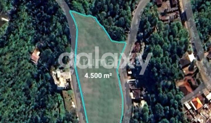 Highland Land in Buleleng with Village View