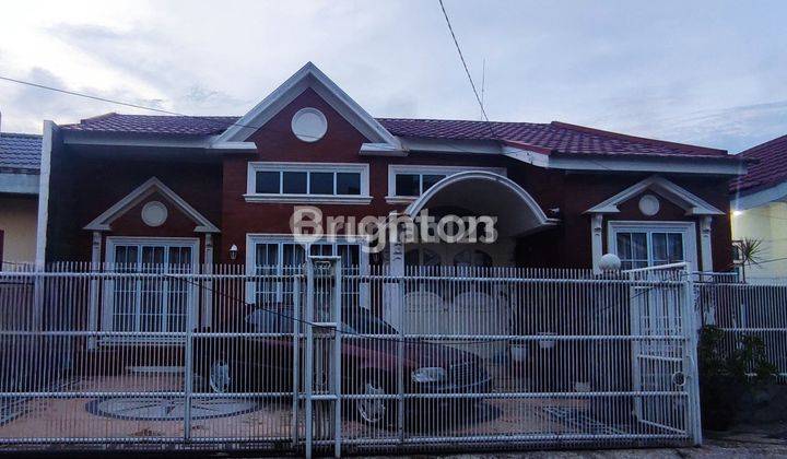 Rumah 2-Lantai Full Furnished siap huni di PERUMAHAN PONDOK MUTIARA 1