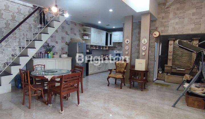 Rumah 2-Lantai Full Furnished Siap Huni Di Perumahan Pondok Mutiara 2