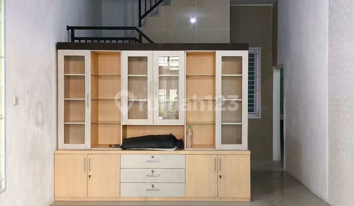 Two-Story Hook House Semi-Furnished Cluster Pekanbaru 2