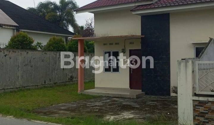 RUMAH DEKAT JL PROTOKOL PEKANBARU 1