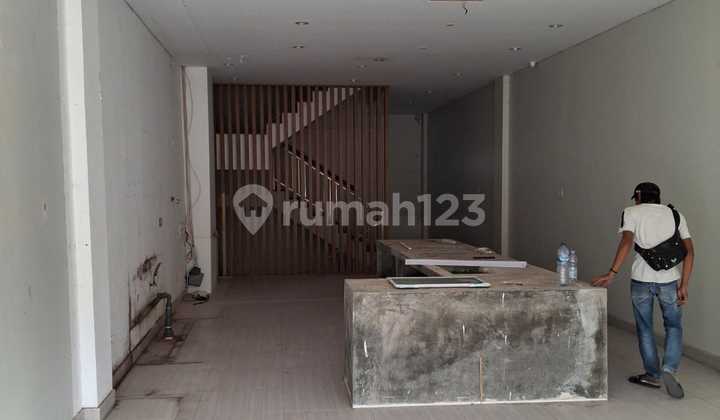 Ruko-2 Premium Sudirman Office Area Pekanbaru 2