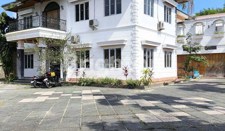 RUMAH BULATAN MEWAH EX KONSUL SINGAPORE AREA PERKANTORAN PEMERINTAH PEKANBARU 1