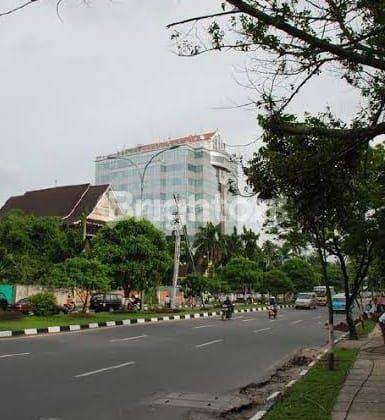 Ruang Kantor Bisnis Pusat Kota Pekanbaru 1