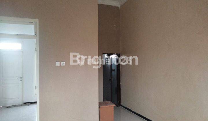 DIJUAL RUMAH 2 LANTAI BATU 2