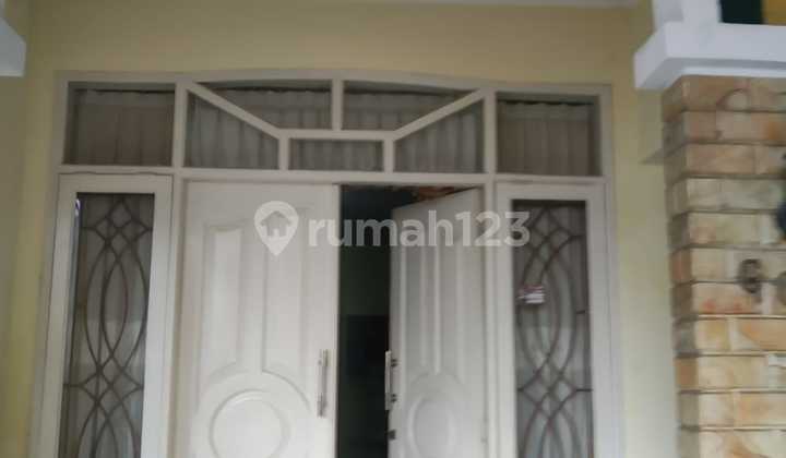 Rumah 2 Lantai 6 Kamar Tidur Di Kebonsari Surabaya 2