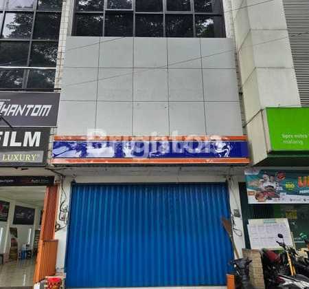 Strategic Ready-to-Use Shop House in Letjen Sutoyo, Malang Strategic Ready-to-Use Shop House in Letjen Sutoyo, Malang