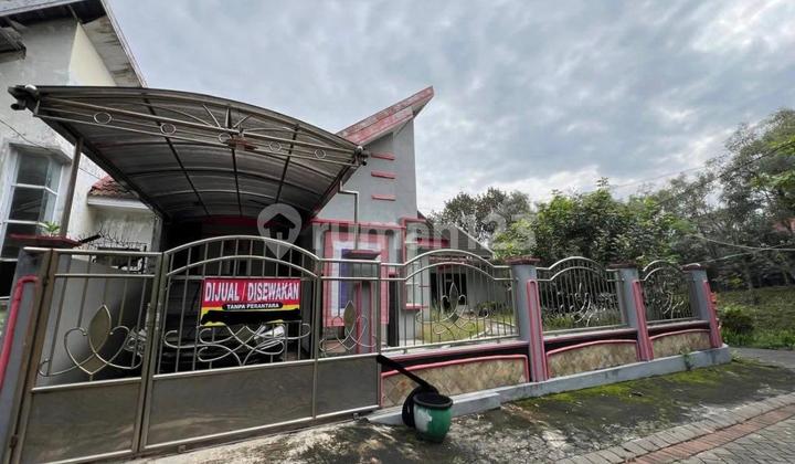 Rumah Hook LT 210M² SHM Area Tidar | 4 KT 3 KM | 985 Juta Nego Rumah Hook LT 210M² SHM Area Tidar | 4 KT 3 KM | 985 Juta Nego