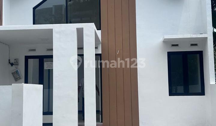 Scandinavian Minimalist House in Villa Bukit Emas Batu